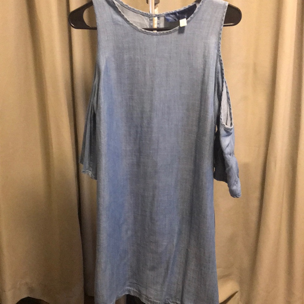 Francesca’s Denim Cold Shoulder Shift Dress